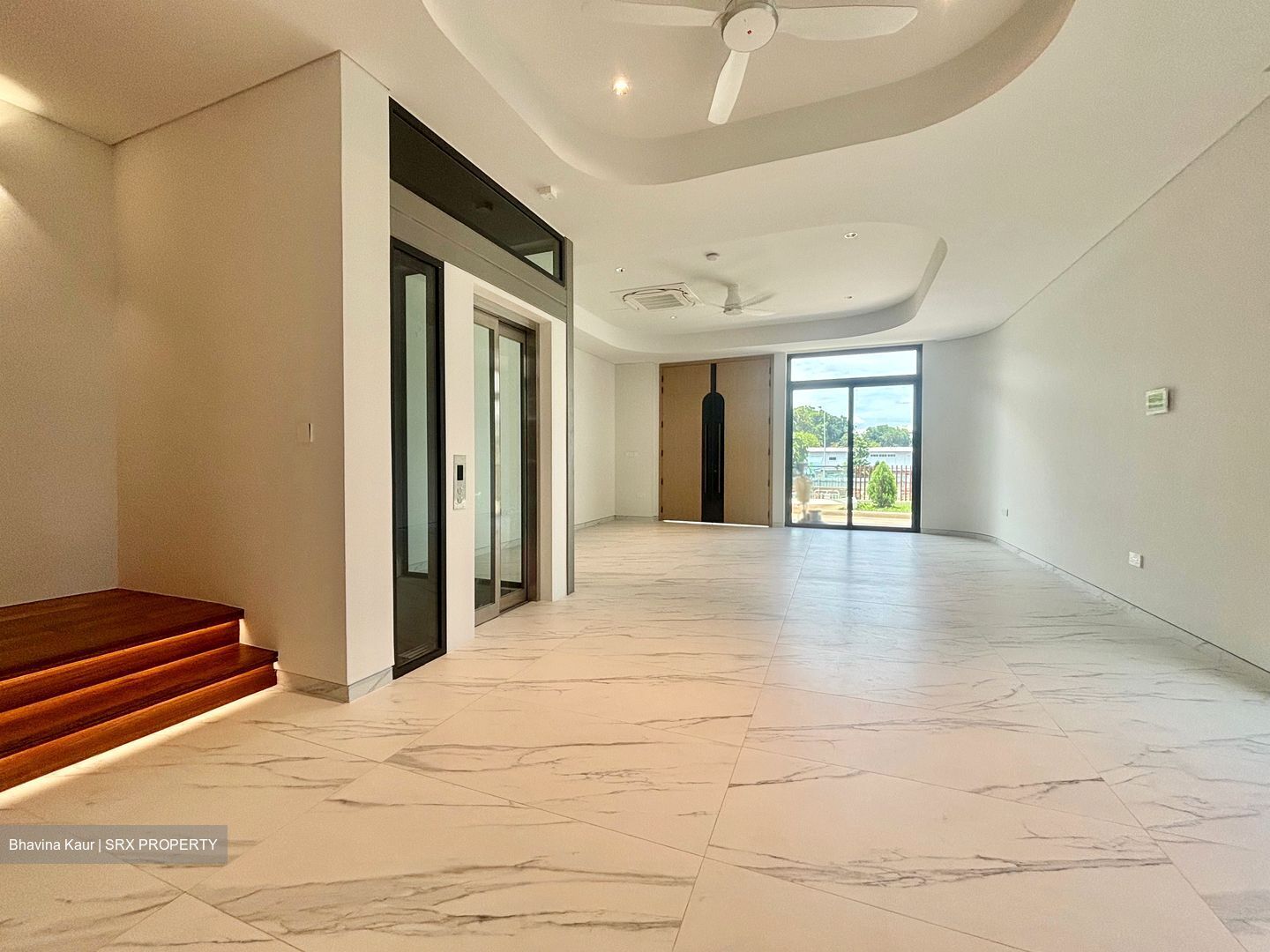 Whitley Road (D11), Semi-Detached #488904721